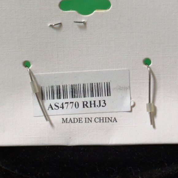 Black & White Chevron Necklace & Earrings Set By Icon Collection - Picture 4 of 16